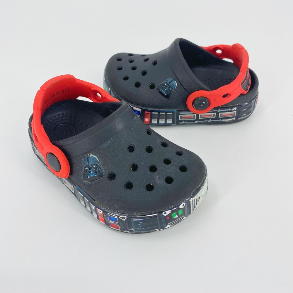 CROCS Star Wars C6 Darth Vader Black LIGHT UP Clog